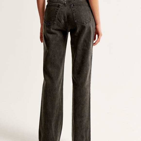 Abercrombie & Fitch Black Curve Love Baggy Low Rise Straight Leg Jeans - Picture 2 of 5